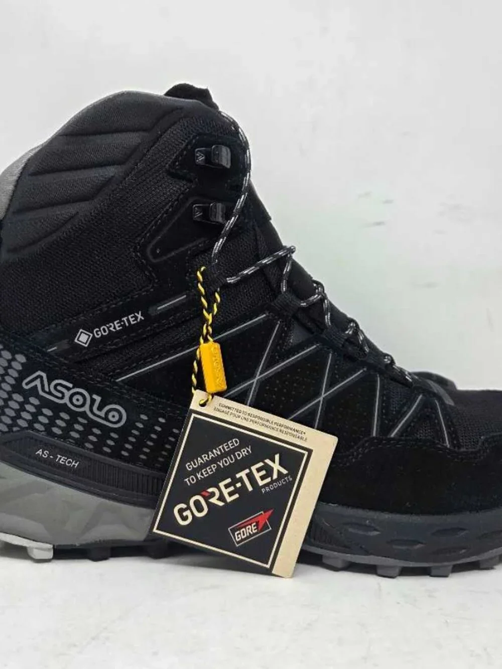 NWOB 10 Asolo Tahoe Winter GTX Gore-Tex hiking boots in black